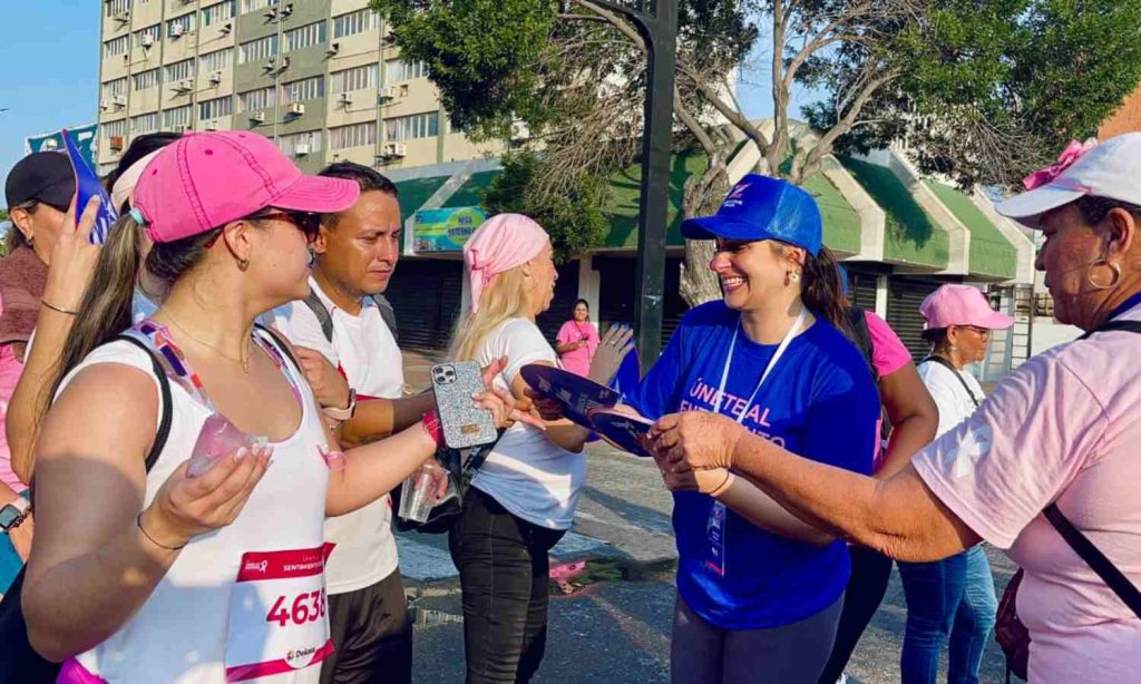 Gobernaci N Del Zulia Apoy La Caminata Rosa De Famac