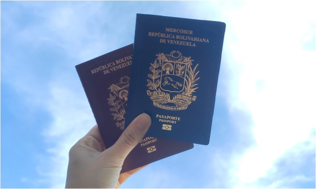 venezolanos pasaporte Colombia