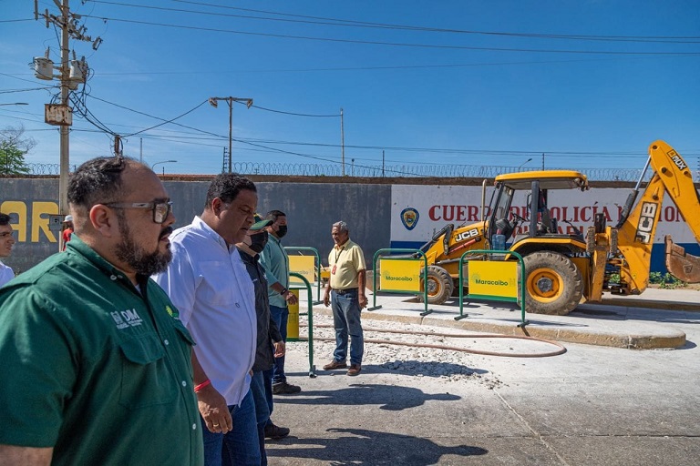 Alcalde Inspecciona Cristo Aranza