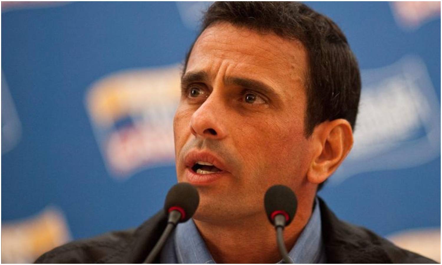 Capriles consulta interna