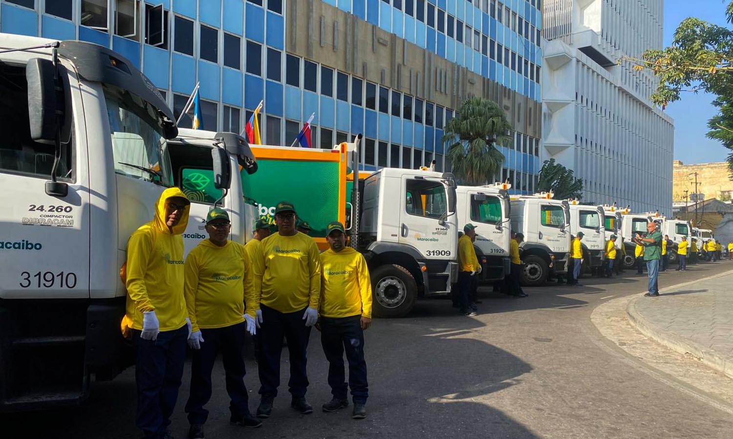 Alcaldía de Maracaibo y sector privado incorporan 14 camiones compactadores para mejorar recolección de basura: cada uno recogerá 12 toneladas de desechos