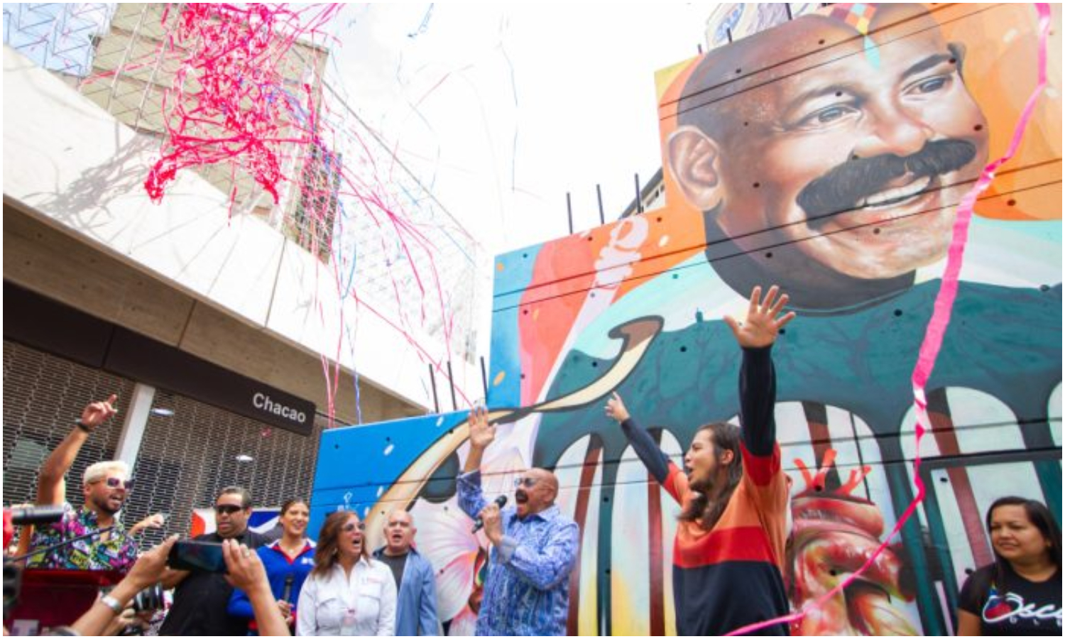 Rinden homenaje a Oscar D’ León con un mural en la estación del Metro de Chacao