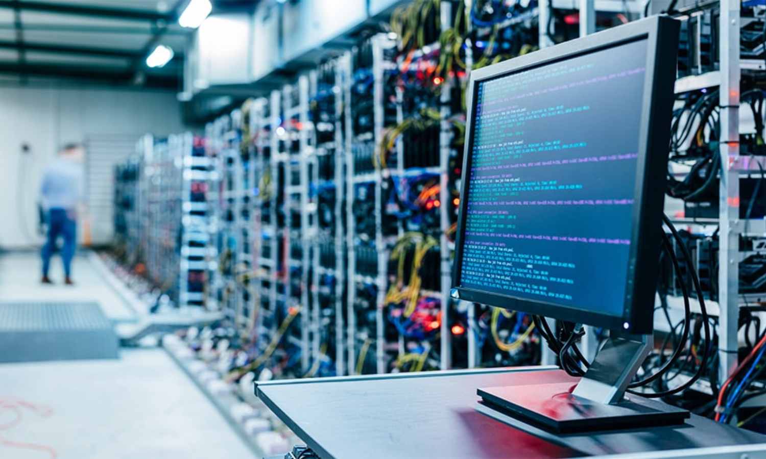 Corpoelec limitará el suministro eléctrico a granjas de criptomonedas en toda Venezuela