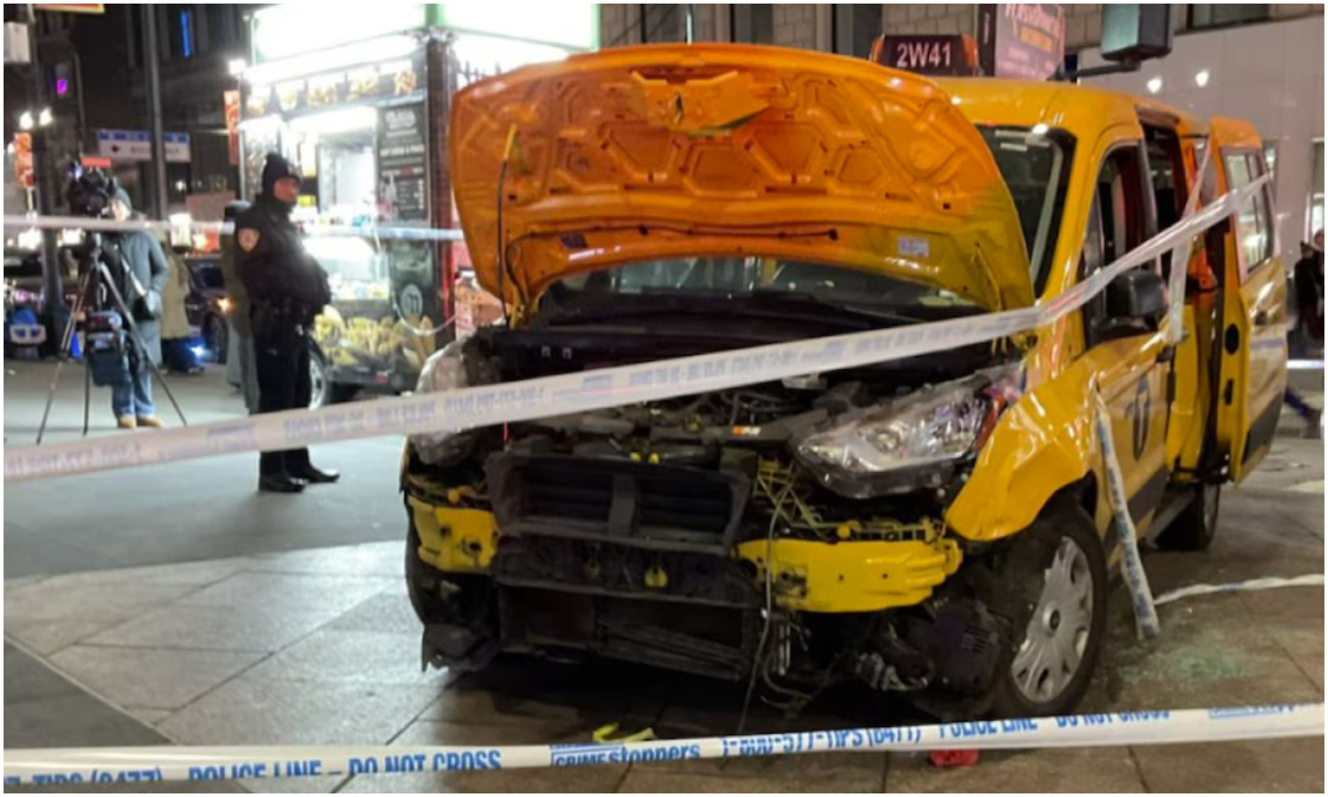 Taxista arrolla a seis personas tras sufrir una condición médica mientras conducía en Nueva York