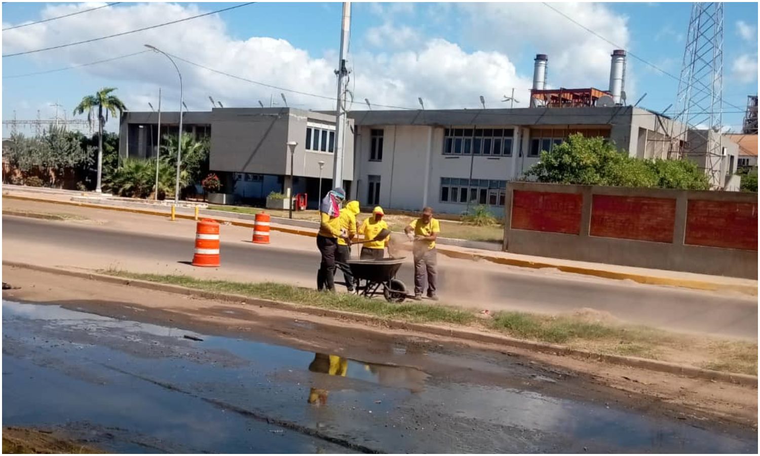 Despliegan jornada de saneamiento en el sector Los Haticos de Maracaibo