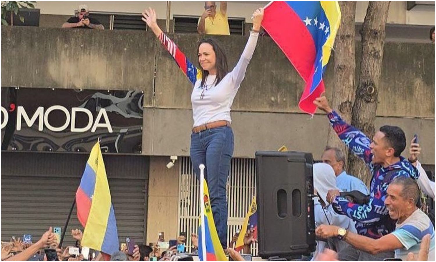 María Corina Machado: “Maduro va para afuera, con negociación o sin negociación”