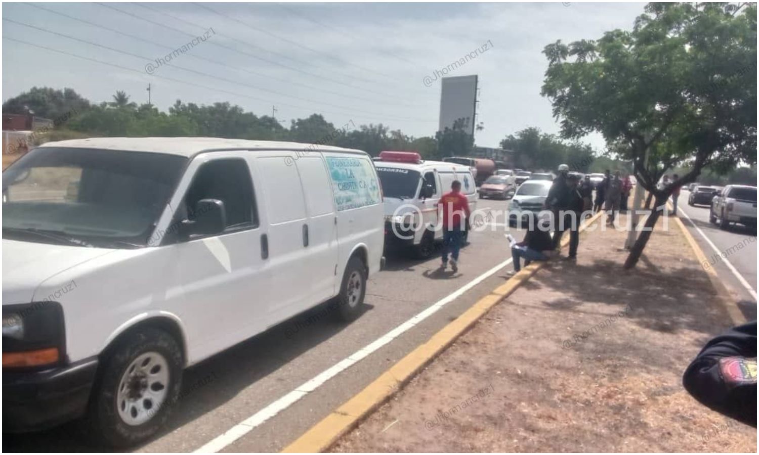 Camioneta fúnebre arrolla a un septuagenario que intentaba cruzar la Circunvalación 1 de Maracaibo