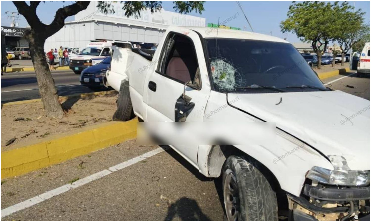 Camioneta atropella a un joven tras «saltar» la isla en la Circunvalación 1 de Maracaibo