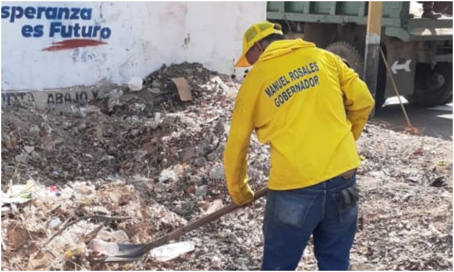Ambientalistas limpian la cañada Zulia en Maracaibo para prevenir inundaciones