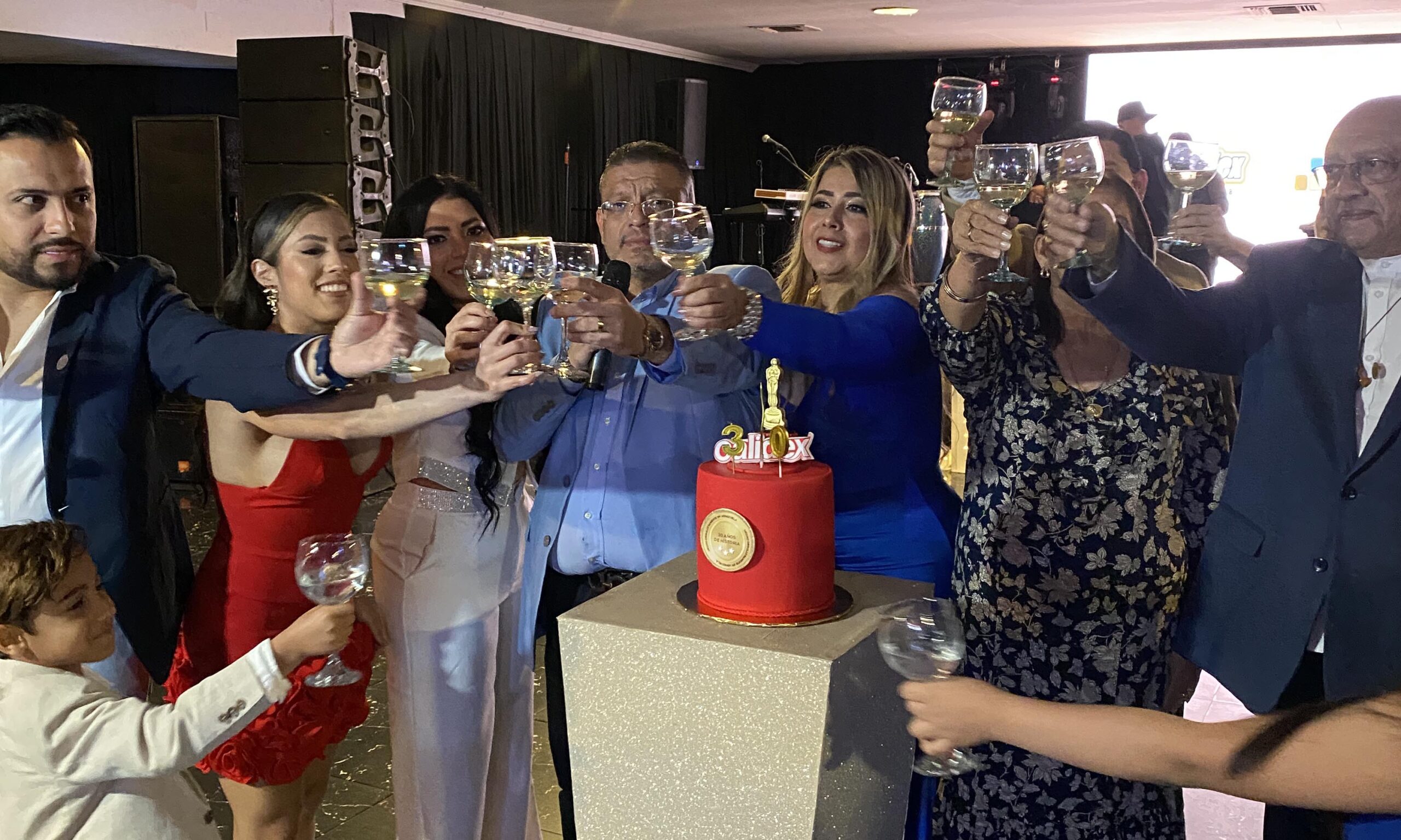 Calidex Venezuela celebró 30 años de trayectoria ininterrumpidos con una noche al estilo Hollywood en Maracaibo