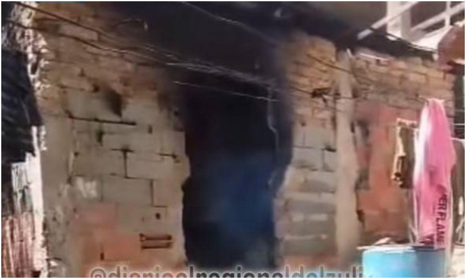 Mueren calcinados dos adultos mayores y una adolescente tras incendiarse su casa en Valle Frío