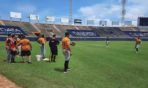 Águilas del Zulia inician entrenamientos en el Luis Aparicio rumbo a la temporada 2025-26