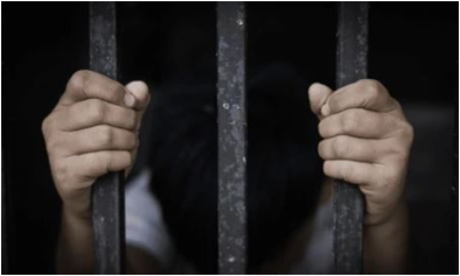 Estudiante de 11 años detenido en Florida tras escribir lista con nombres de personas “por matar”