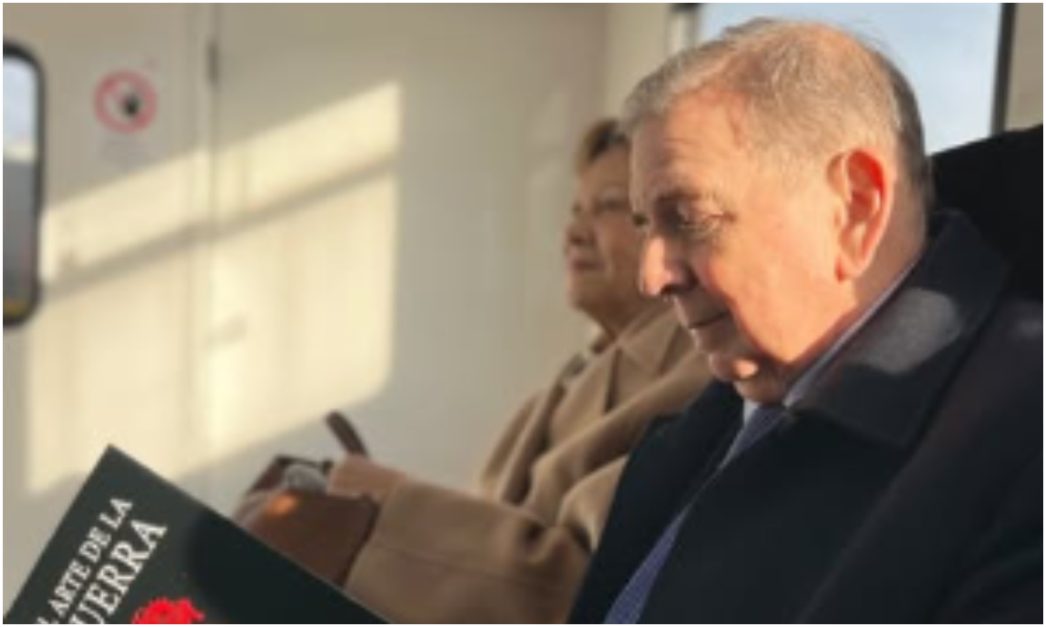 Edmundo González viaja a Oslo para acompañar a María Corina Machado en la entrega del Nobel de la Paz (+Video)