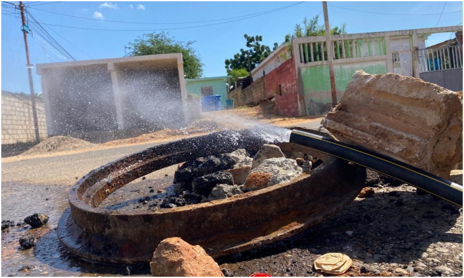 Alcaldía de Maracaibo restituye el gas por tubería a más de 400 familias de La Chamarreta tras seis años sin el servicio