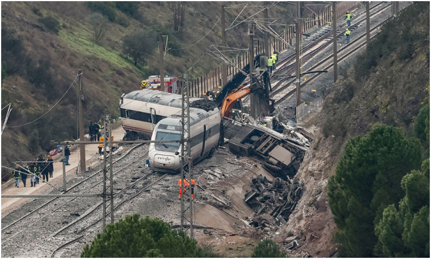 Asciende a 45 la cifra de fallecidos tras el accidente ferroviario en España 