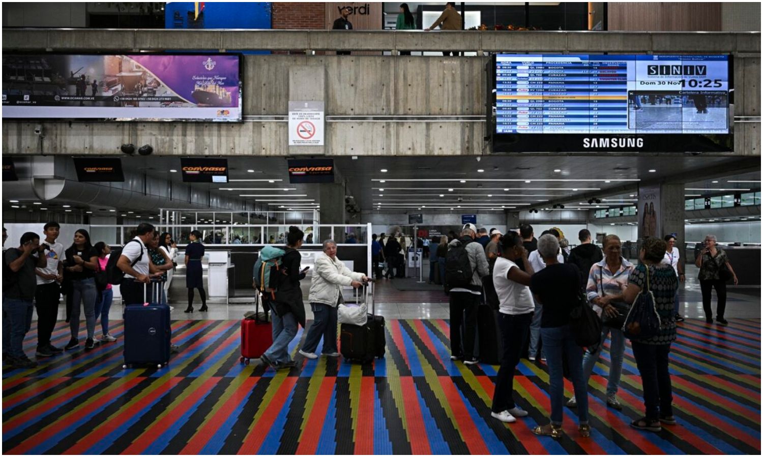 Delegación de Estados Unidos inspecciona el Aeropuerto Internacional de Maiquetía en materia de seguridad