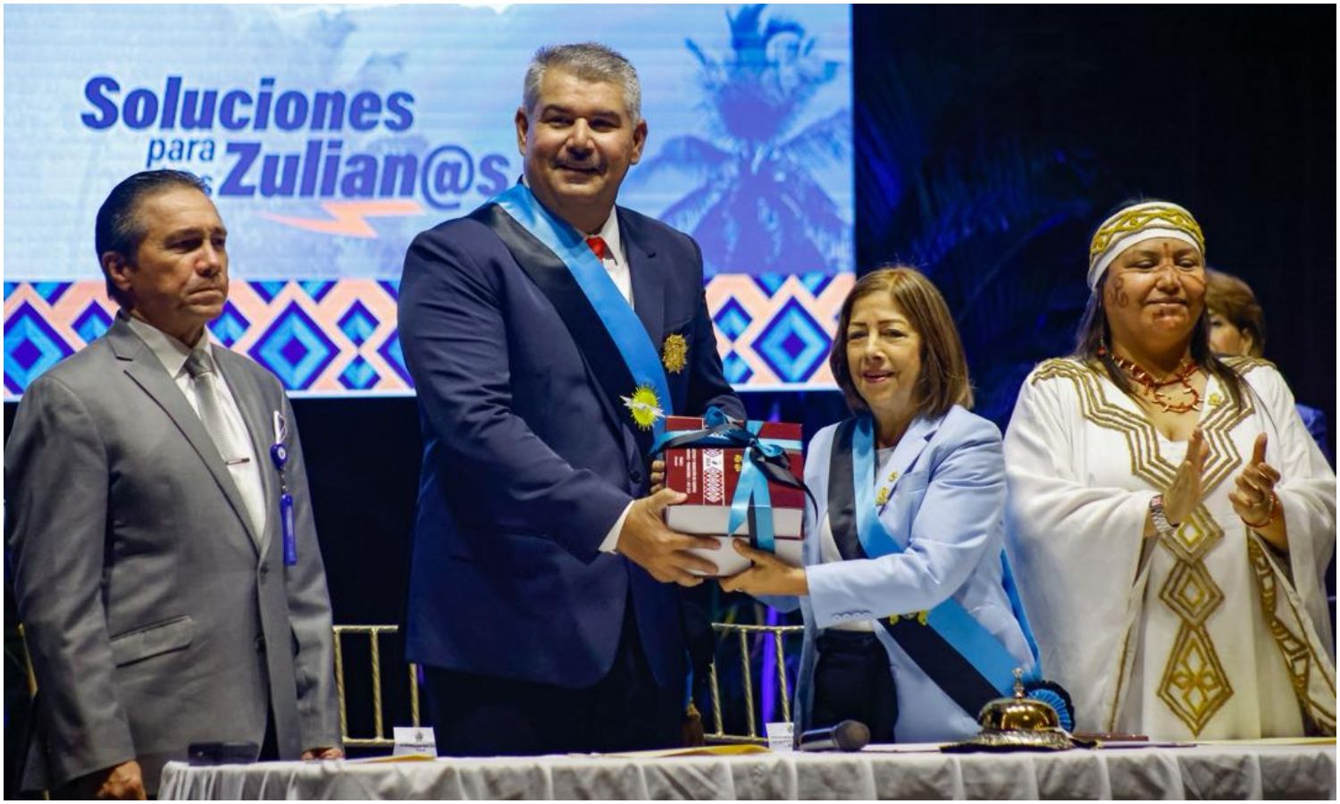 Gobernador Luis Caldera presentó Informe de Gestión 2025 con balance positivo en salud, educación, infraestructura y servicios públicos