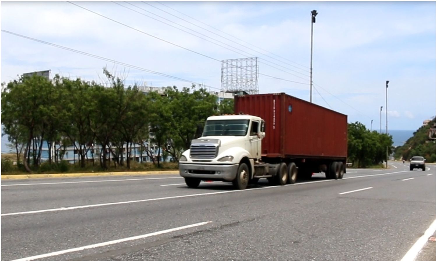 Consecomercio apoya medida del INTT para restringir circulación de transporte de carga pesada durante Semana Santa