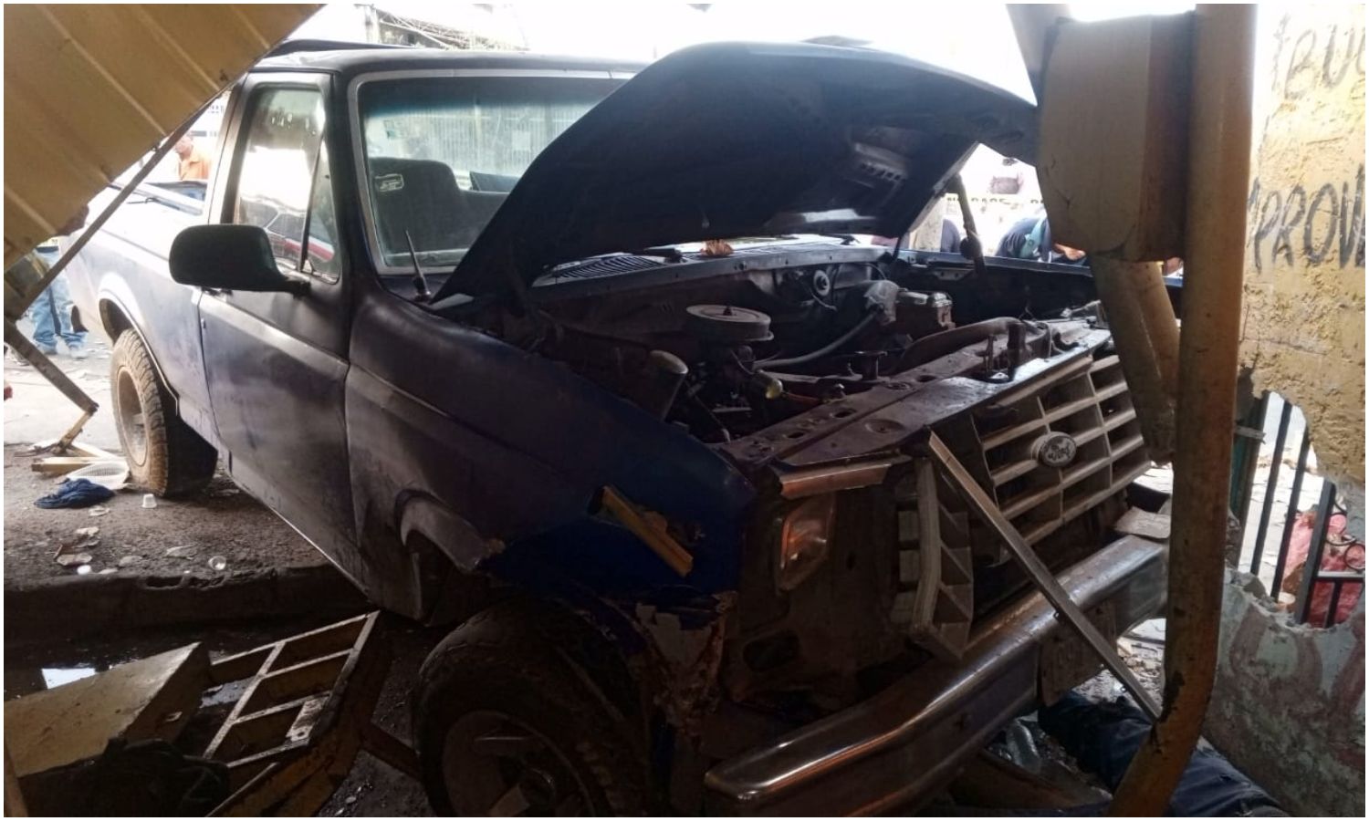 Conductor de camioneta arrolla a dos comerciantes en Maracaibo: ambos peatones fallecieron