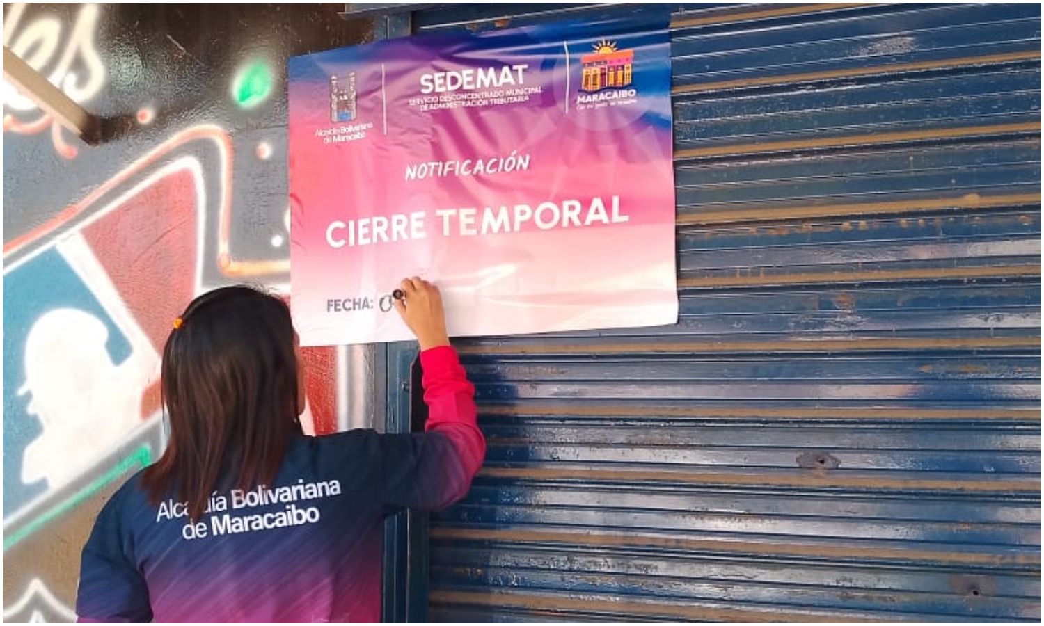 Alcaldía de Maracaibo ordena cierre temporal de la licorería “Pa’ Que el Papa” por “alteraciones del orden público”