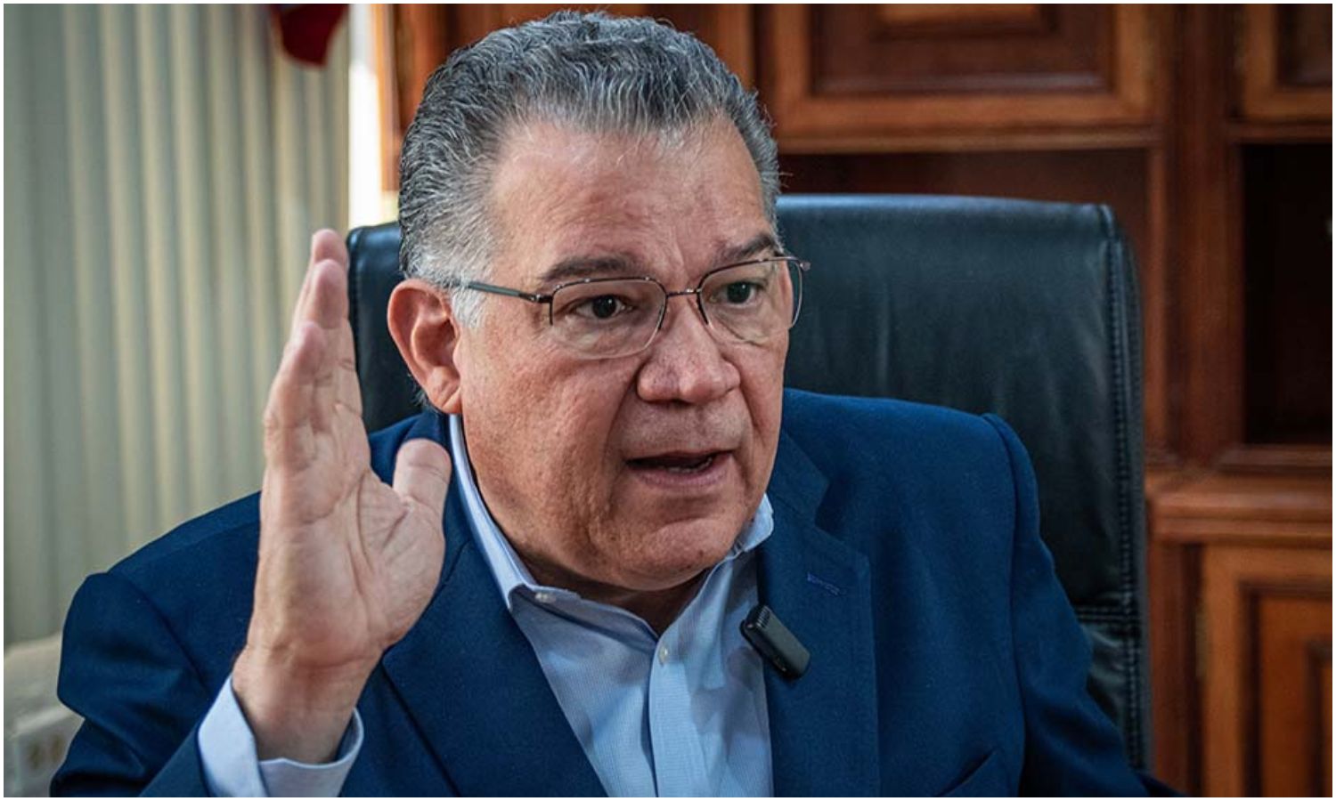 Enrique Márquez pide dejar “los egos en una gaveta” para reconstruir el país