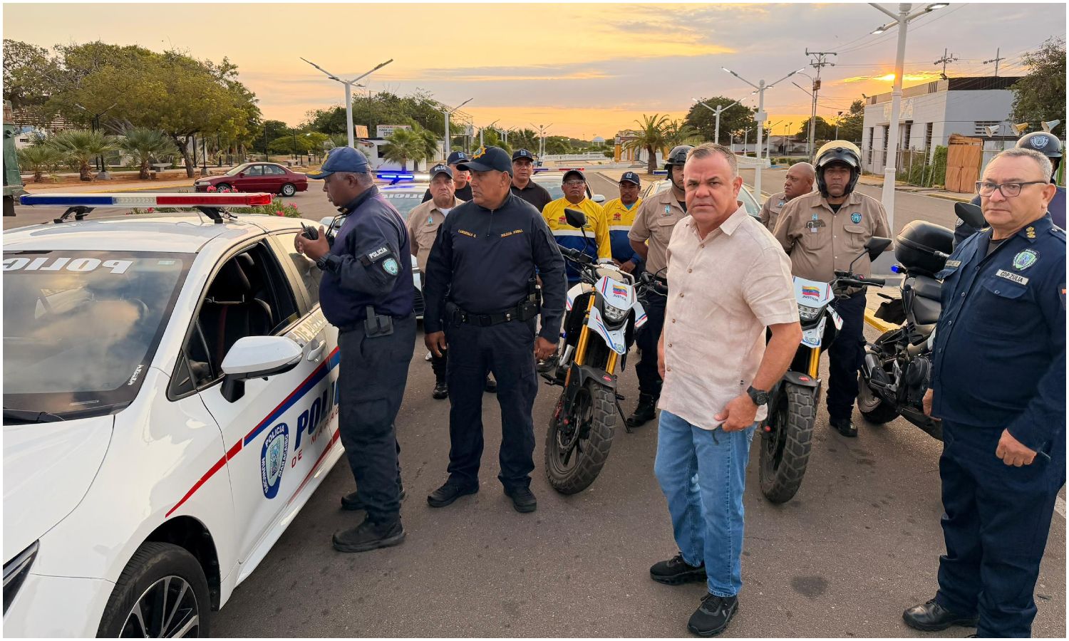 Alcaldía de Maracaibo refuerza operativos para evitar que personas viertan desechos en el Parque La Marina