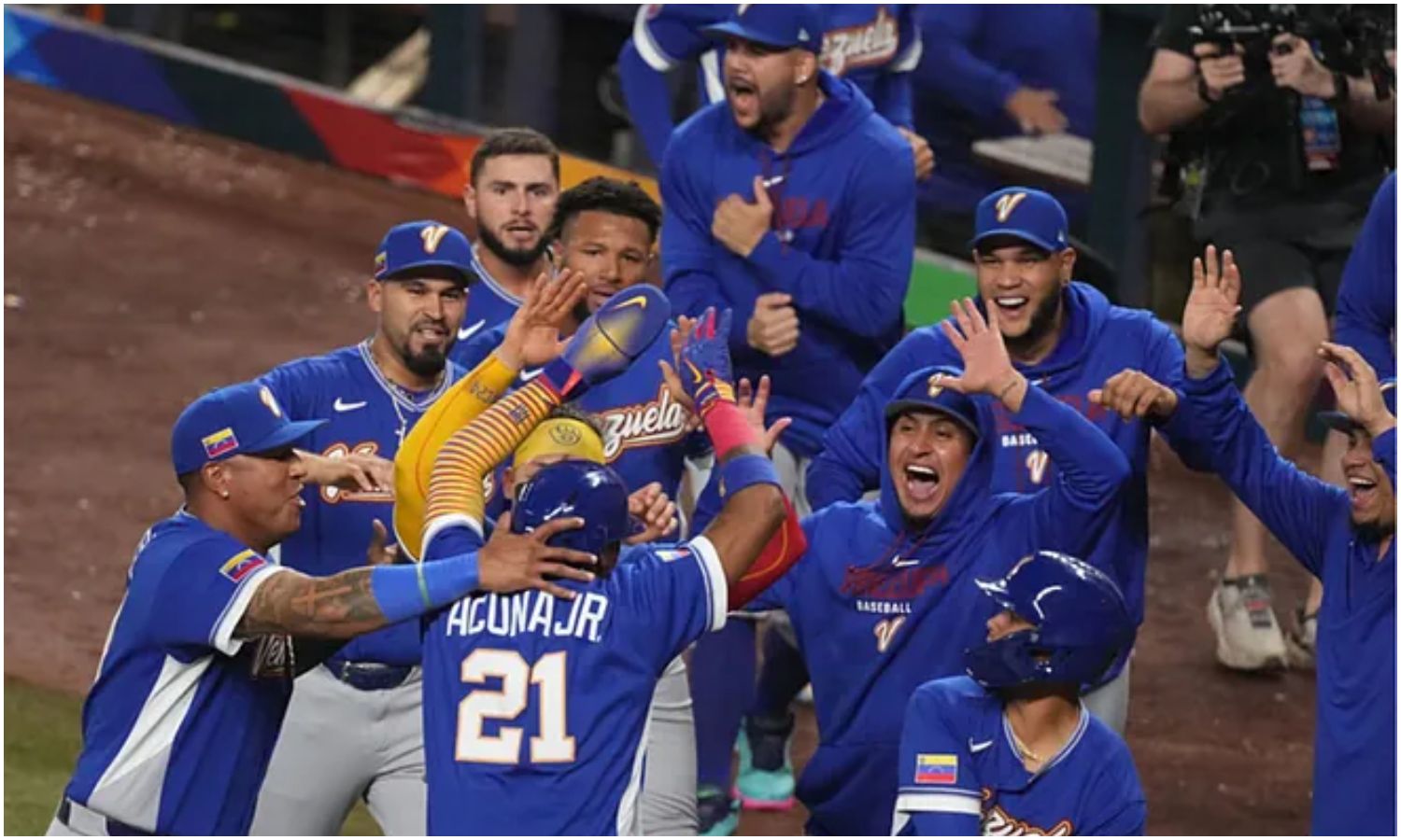Marabinos podrán ver la final del Clásico Mundial de Béisbol 2026 en la plaza de la República y la Curva de Molina