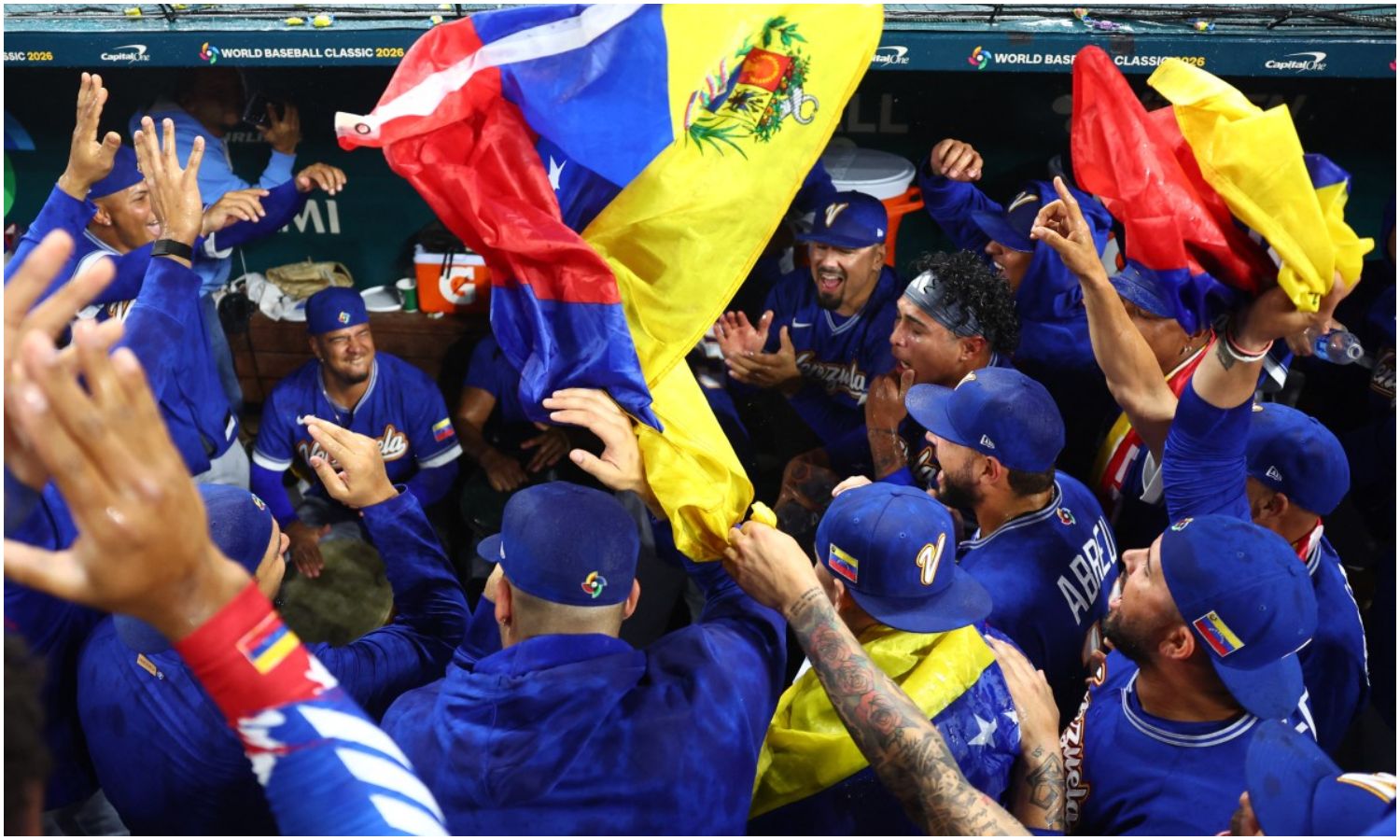Venezuela derrota a Italia y avanza por primera vez a la final del Clásico Mundial de Béisbol