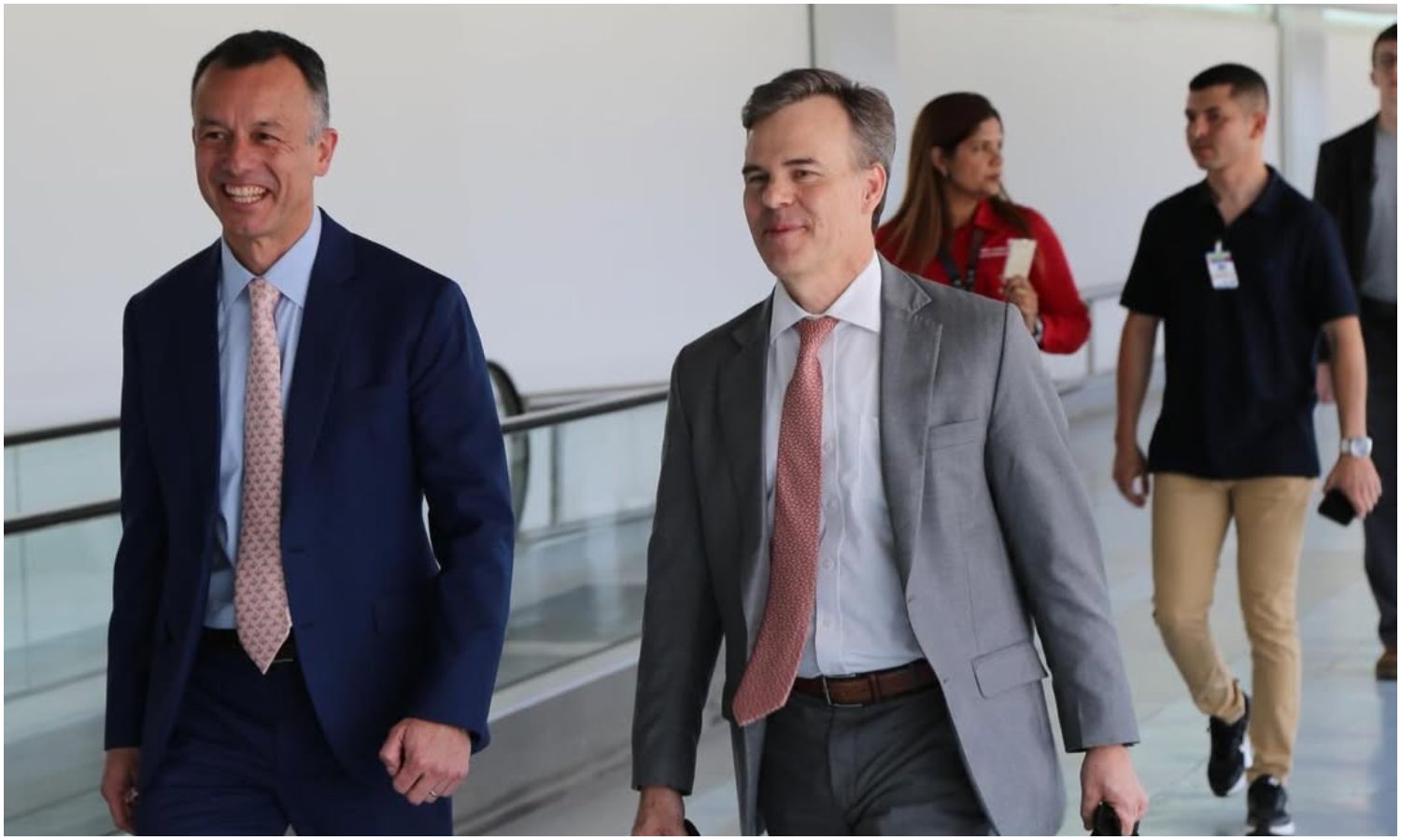 John Barrett llega a Caracas: «Estoy en Venezuela para seguir implementando el plan de tres fases de Trump»