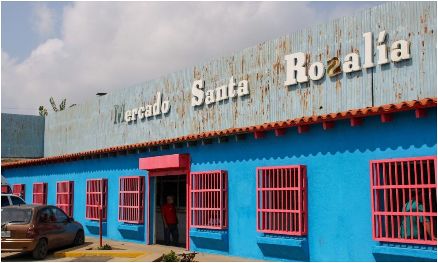 Alcaldía de Maracaibo inició rehabilitación integral del Mercado Santa Rosalía