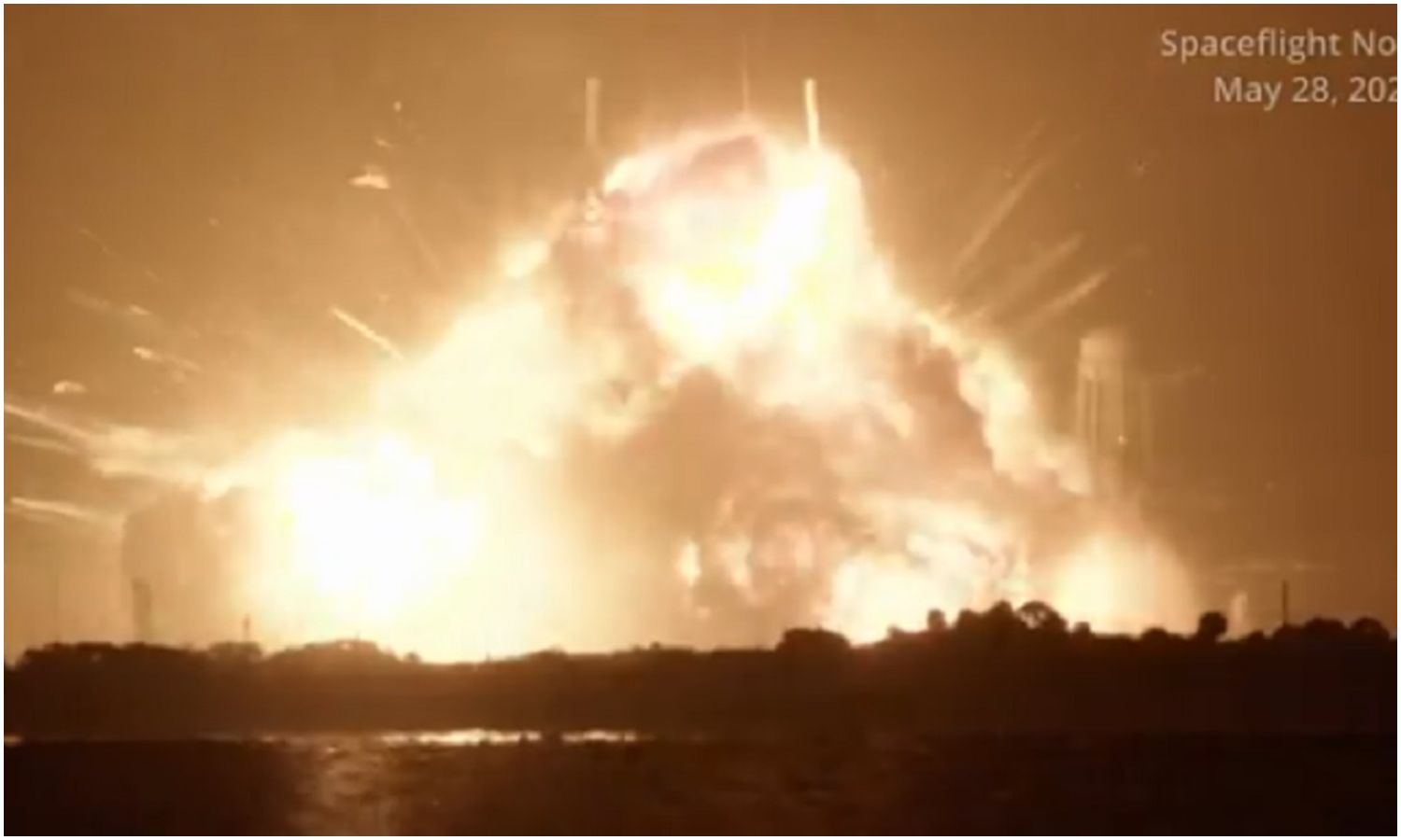 Explotó un cohete de Blue Origin durante ensayo previo para una misión satelital