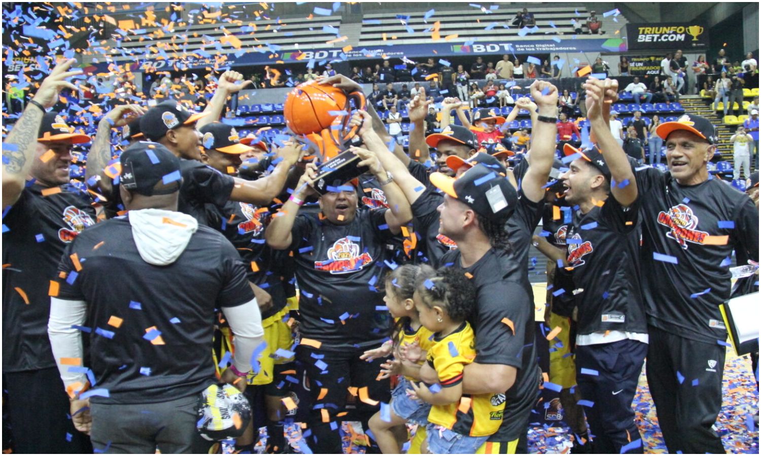 Gaiteros del Zulia conquista la primera Copa SPB tras vencer a Cocodrilos en Caracas