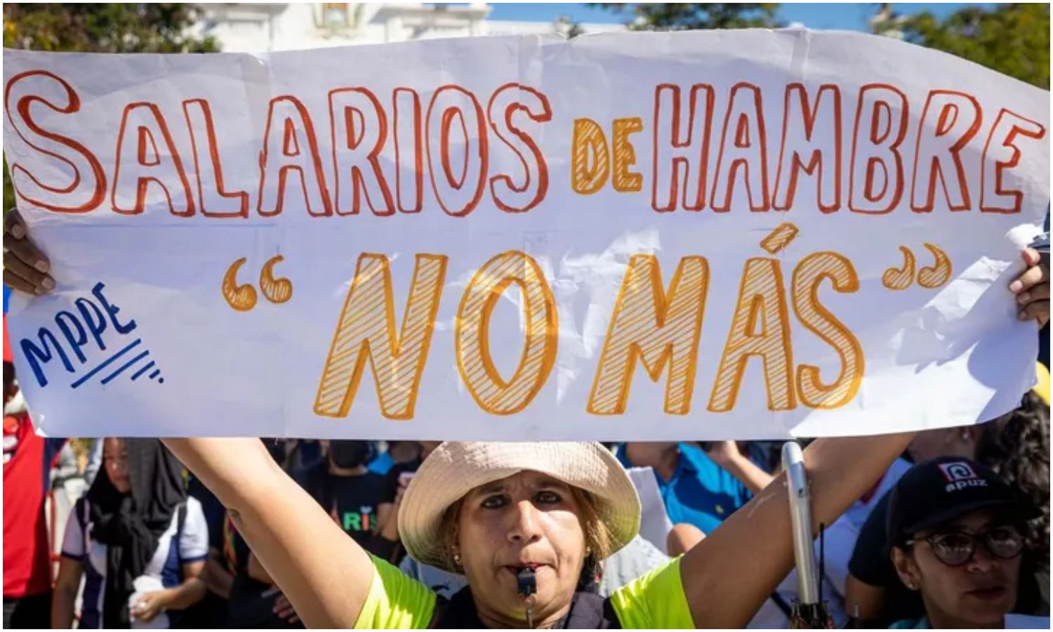Gobierno evalúa reformar Ley del Trabajo promulgada por Chávez
