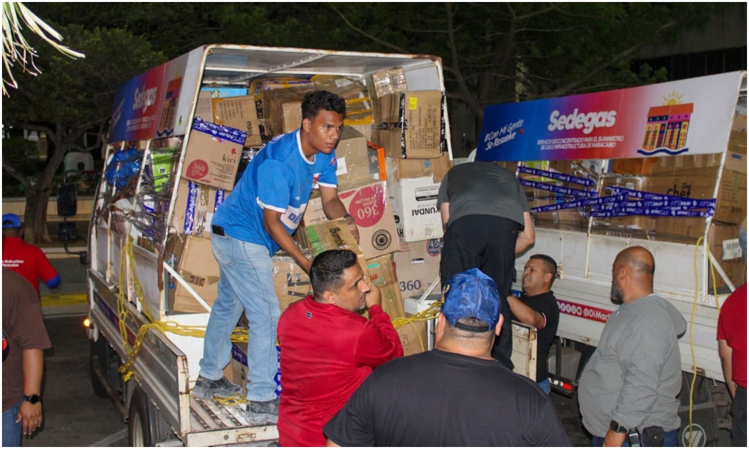 Alcaldía de Maracaibo envía más de 300 toneladas de ayuda humanitaria a la ZODI Zulia tras los recientes terremotos