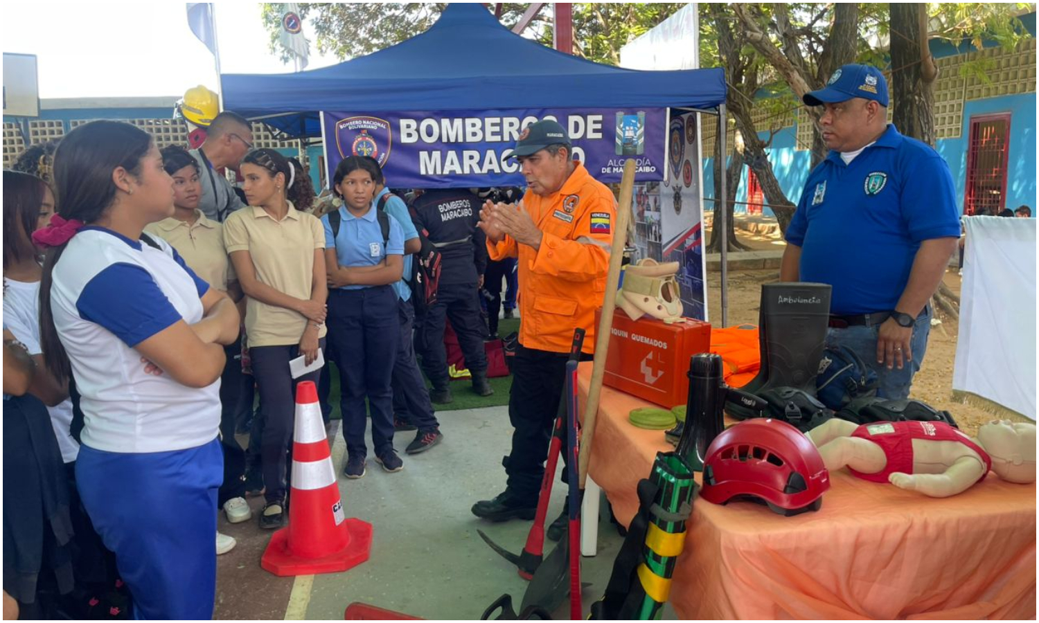 Más de 850 estudiantes de Maracaibo recibieron formación en primeros auxilios y prevención de emergencias