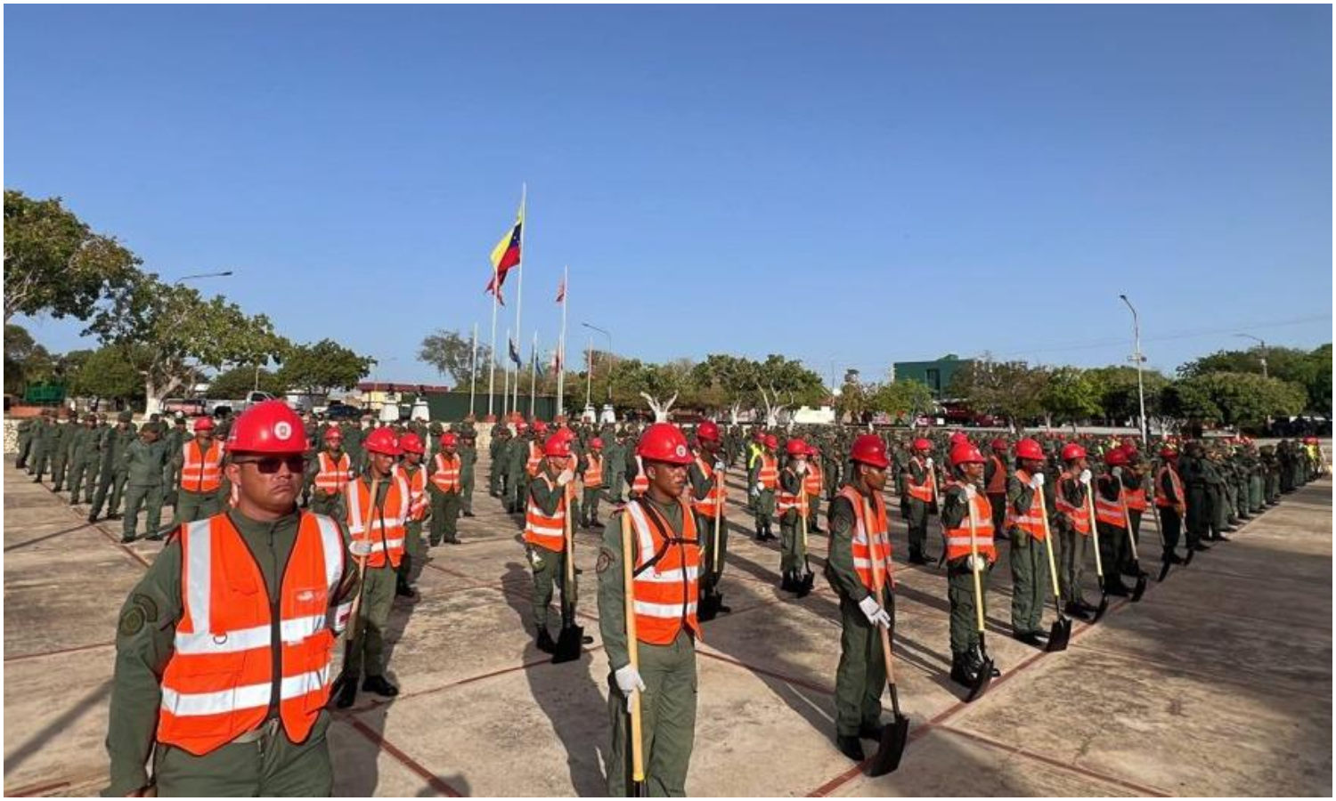 Zulia despliega segundo contingente de 450 efectivos para reforzar operaciones de rescate en Caracas y La Guaira