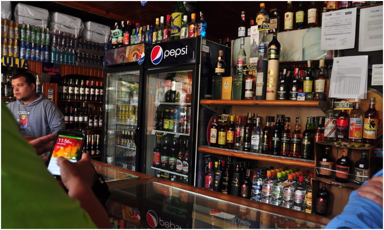 Alcaldía de San Francisco ordena cierre a las 10.00 de la noche de establecimientos que expenden licores