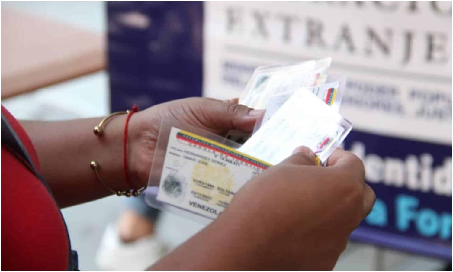 SAIME autoriza a menores con cédula de identidad tramitar su pasaporte de forma independiente
