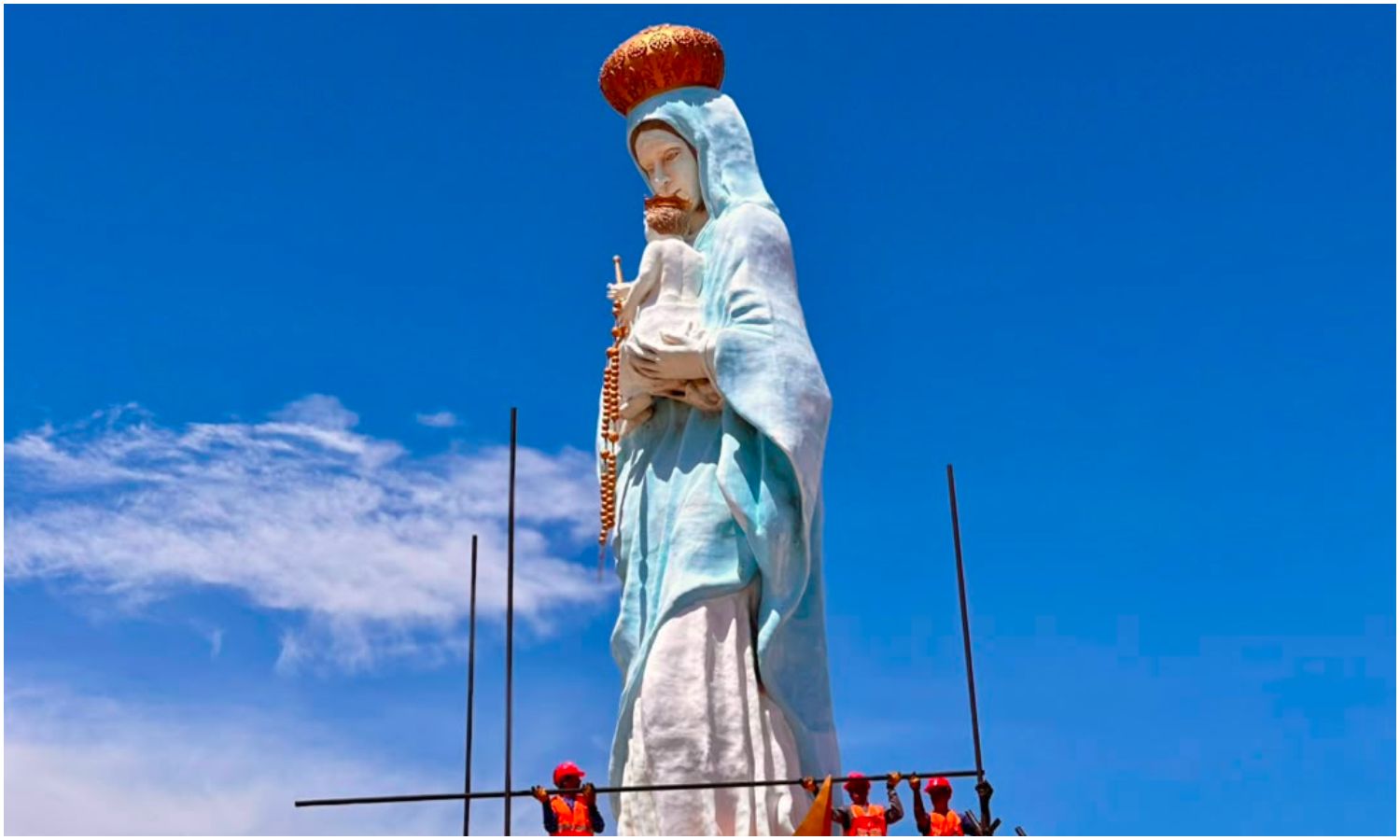 Gobernación del Zulia inicia restauración del monumento a la Virgen de Chiquinquirá en la Circunvalación 1