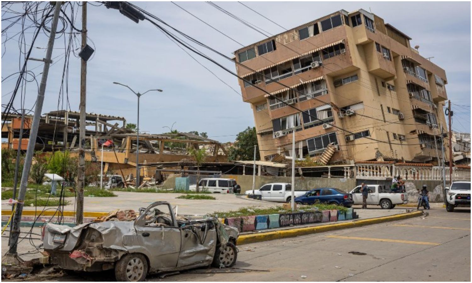 Balance oficial: sube a 4.734 los fallecidos por el doble terremoto del 24 de junio