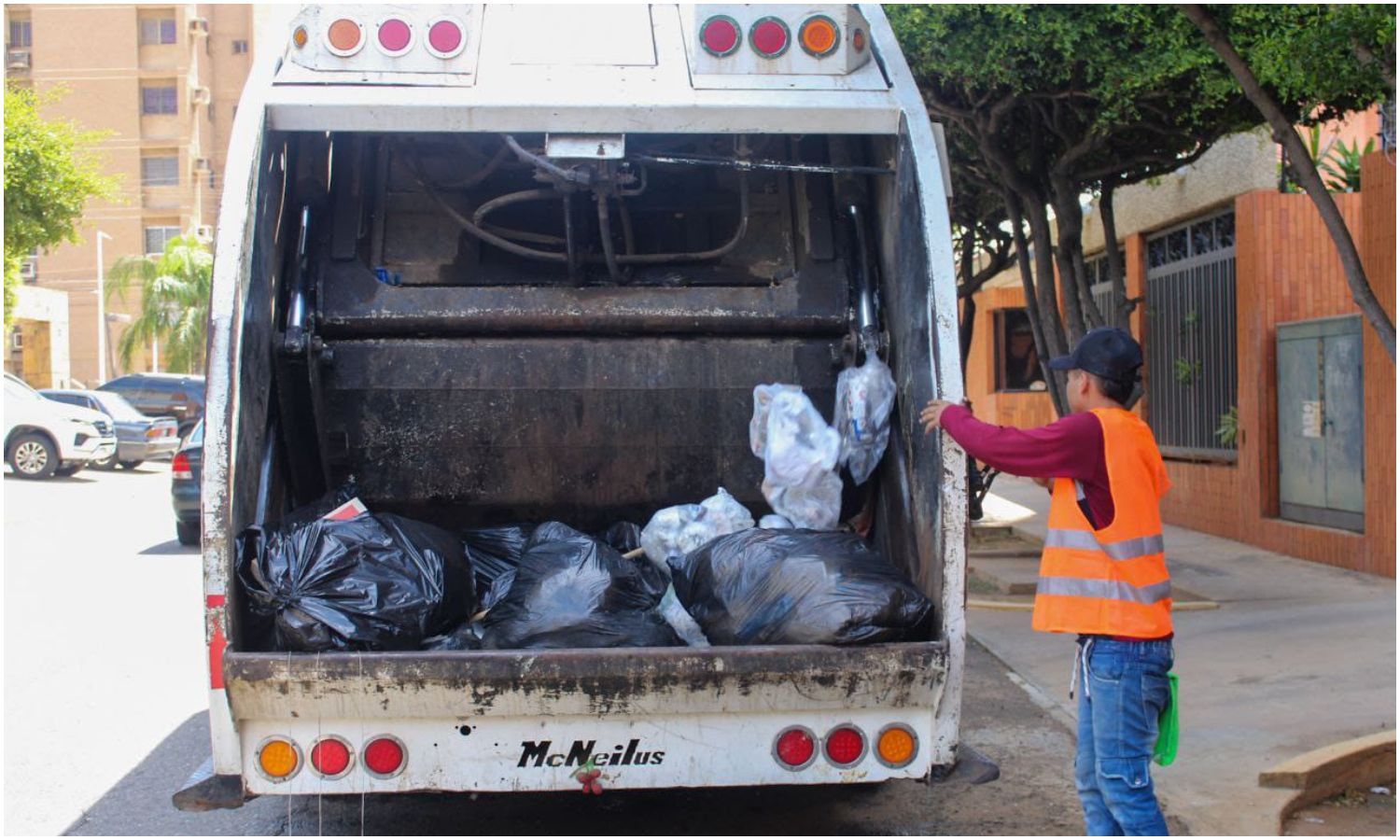 Alcaldía de Maracaibo trabaja en la creación de un fondo para manejo responsable de desechos sólidos 
