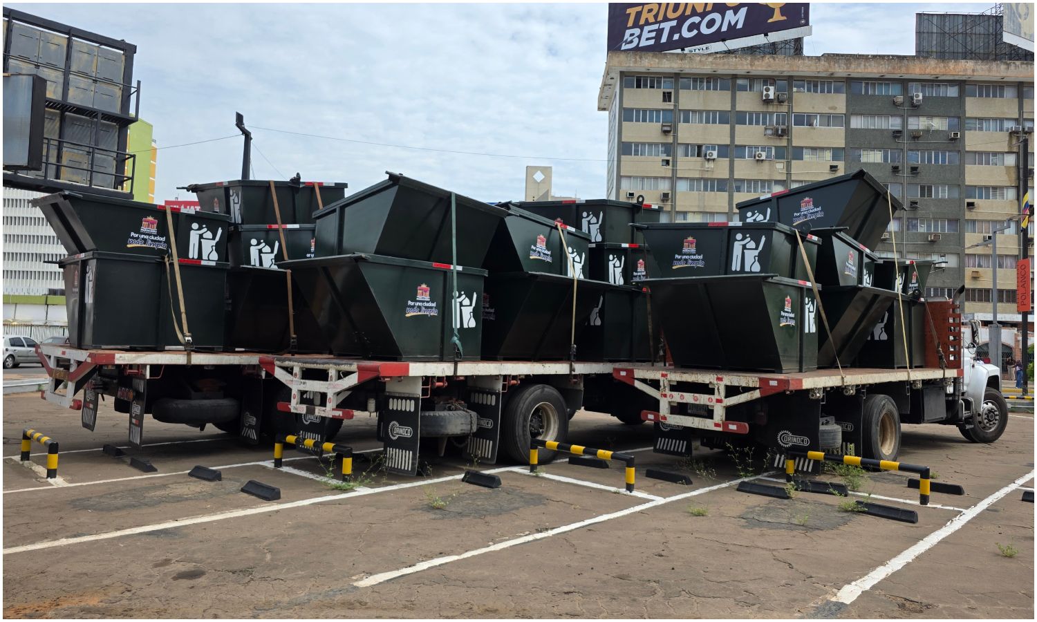 Alcaldía de Maracaibo refuerza la limpieza con 20 nuevos contenedores de basura y alcanza una flota de 100 unidades