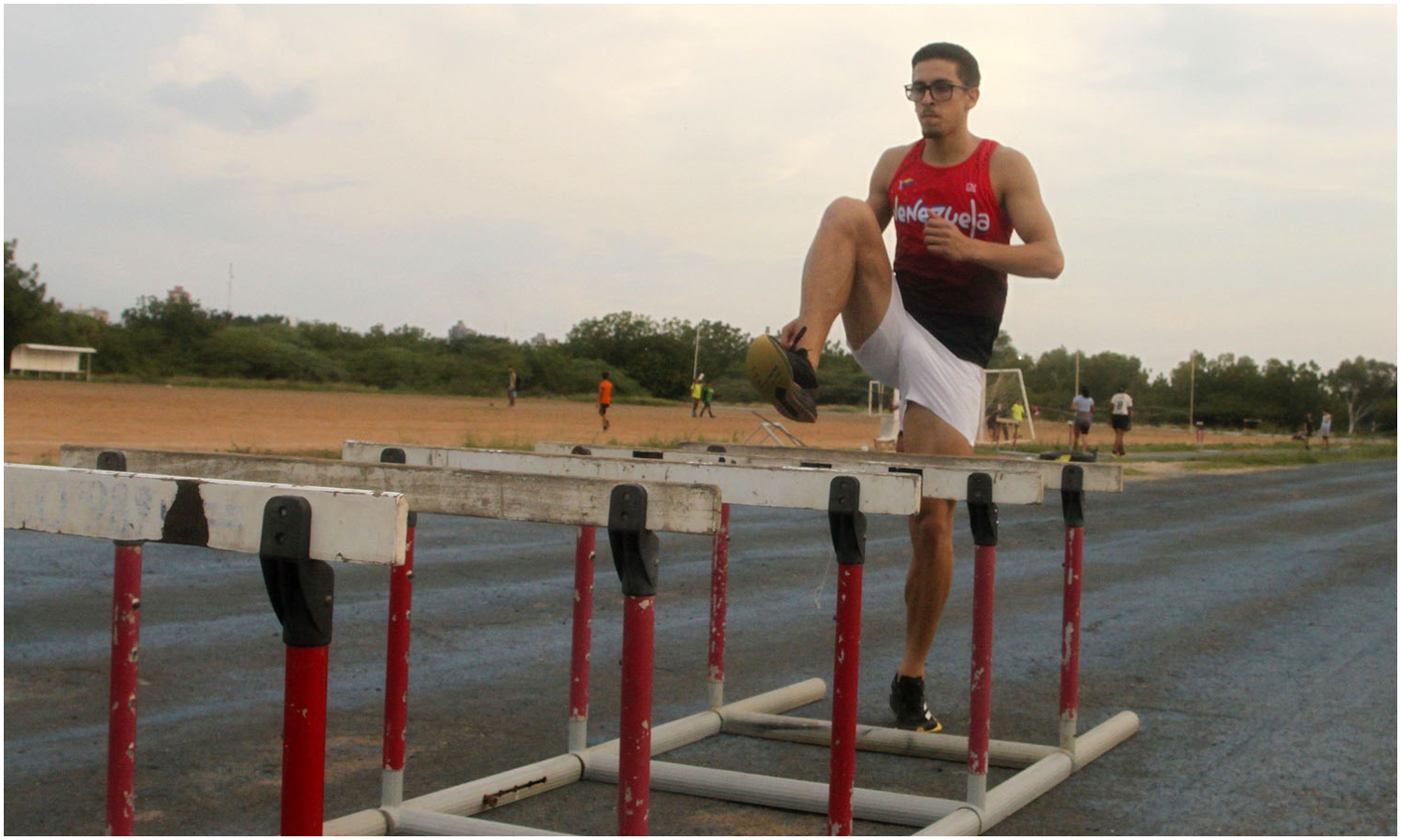 Santiago Quintero, el velocista zuliano que inspira a las nuevas generaciones del atletismo
