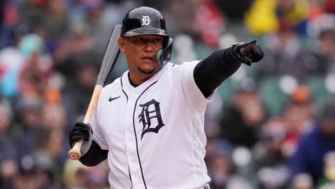 Miguel Cabrera hit MLB