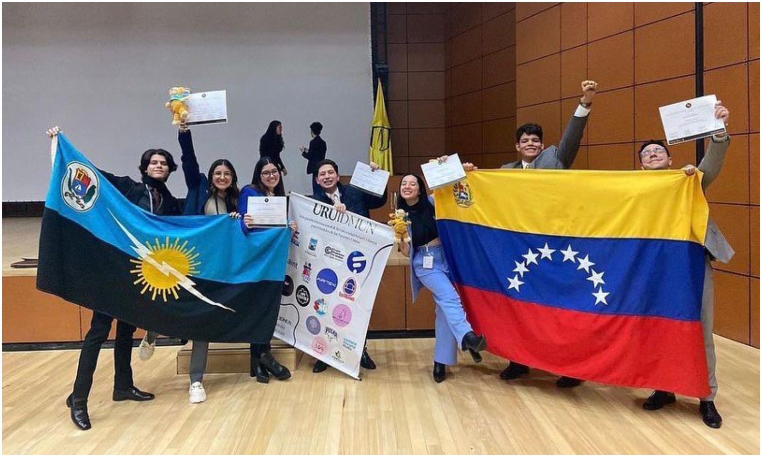estudiantes uru maracaibo