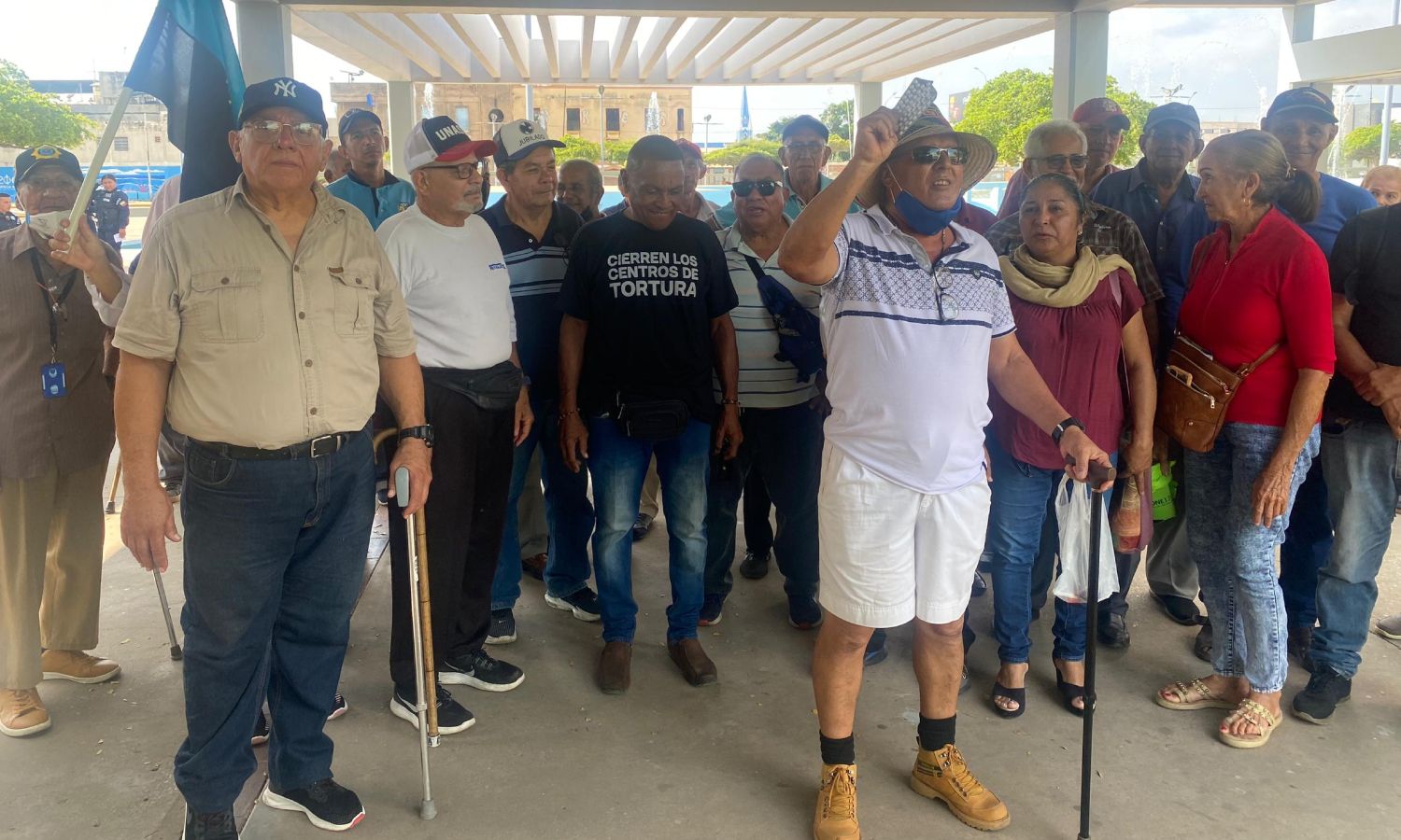 Pensionados y jubilados en Maracaibo tildan de “burla” el aumento indexado del salario: “es una vergüenza para los adultos mayores”