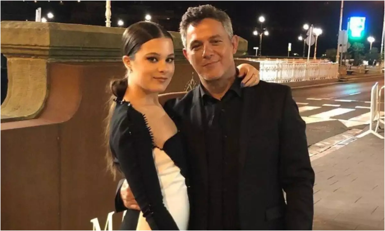 Así fue la emotiva sorpresa que tuvo el cantante español Alejandro Sanz con su hija mayor Manuela (+Fotos y videos)