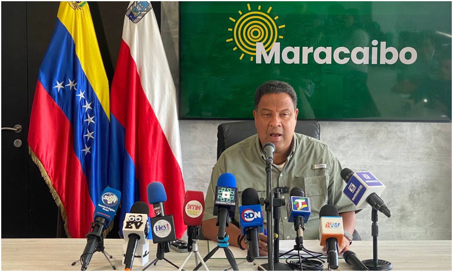 “La contaron de milagro”: Alcalde de Maracaibo informa sobre los jóvenes que cayeron en la cañada Morillo por bañarse mientras llovía