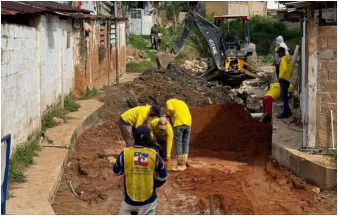 Sustituyen colector en el sector La Ponchera de Maracaibo: más de 10 mil habitantes se beneficiarán